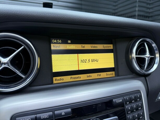 mercedes-benz-slk-bensin-2012-big-19