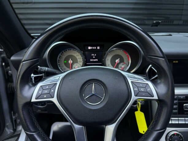 mercedes-benz-slk-bensin-2012-big-14
