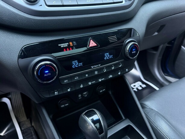 hyundai-tucson-bensin-2015-big-23