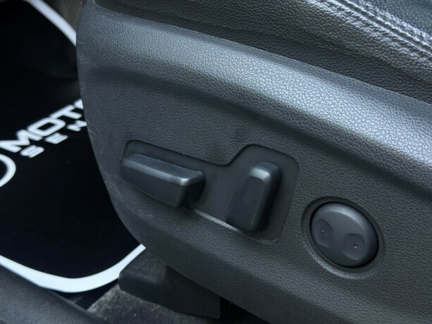 hyundai-tucson-bensin-2015-big-28