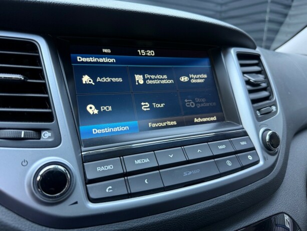 hyundai-tucson-bensin-2015-big-22