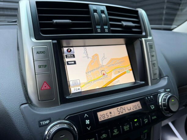 toyota-land-cruiser-diesel-2011-big-17