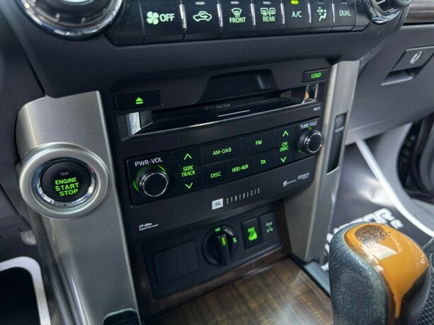 toyota-land-cruiser-diesel-2011-big-23