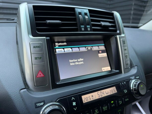 toyota-land-cruiser-diesel-2011-big-21