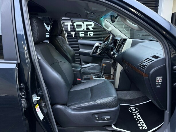 toyota-land-cruiser-diesel-2011-big-31