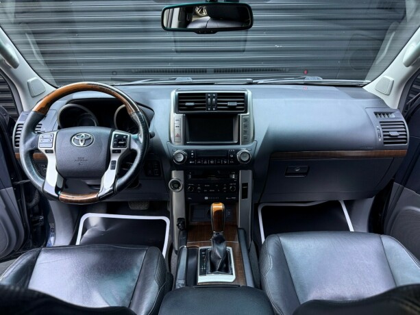 toyota-land-cruiser-diesel-2011-big-10