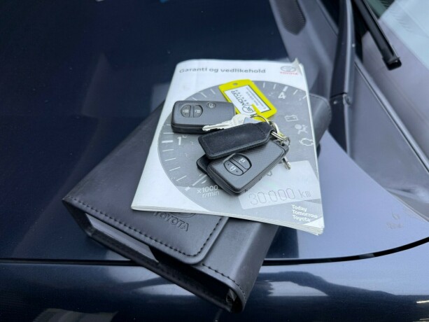 toyota-land-cruiser-diesel-2011-big-38