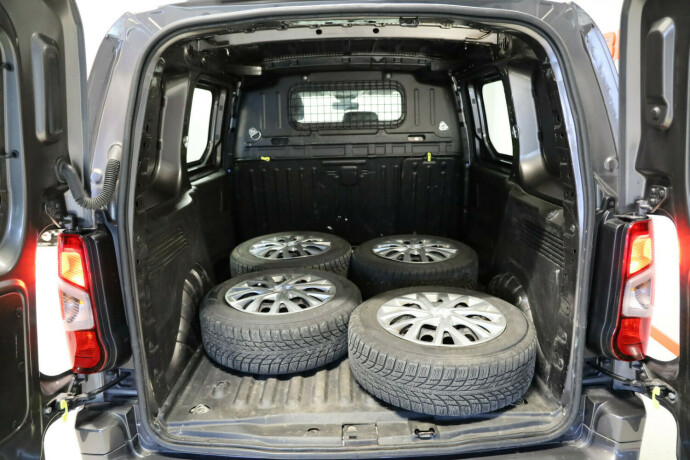 citroen-berlingo-diesel-2021-big-10