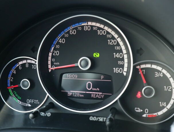 volkswagen-up-elektrisitet-2014-big-11