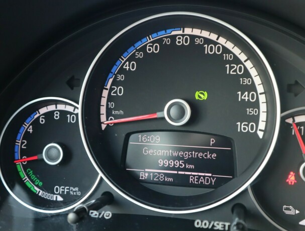 volkswagen-up-elektrisitet-2014-big-12