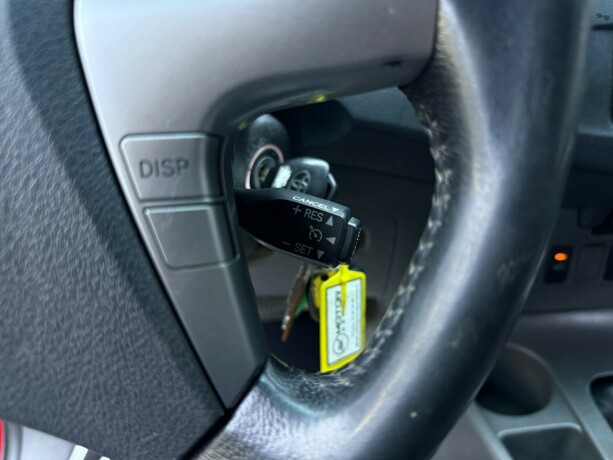 toyota-hilux-diesel-2012-big-16