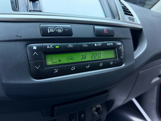 toyota-hilux-diesel-2012-big-24