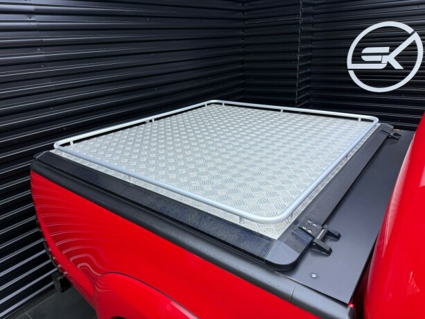 toyota-hilux-diesel-2012-big-5