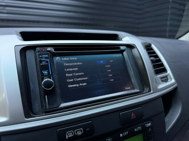 toyota-hilux-diesel-2012-big-19