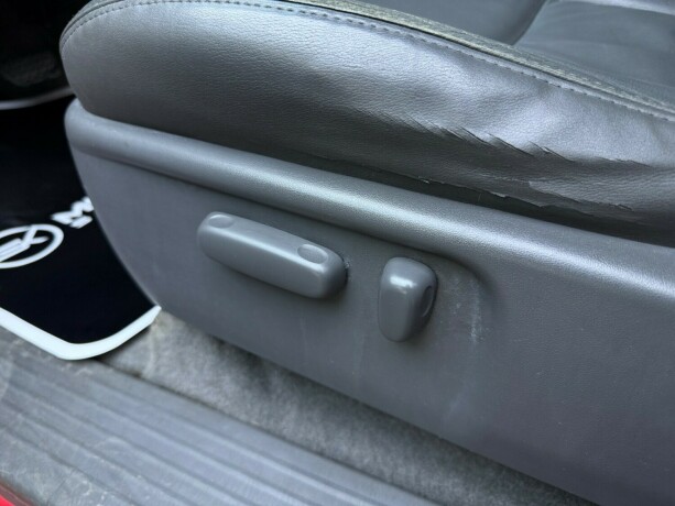 toyota-hilux-diesel-2012-big-28