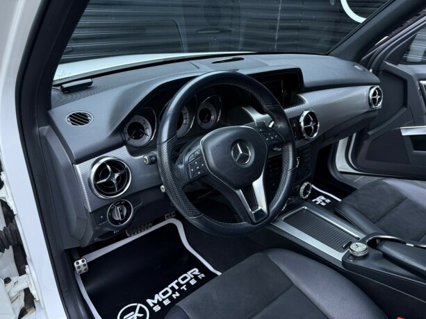 mercedes-benz-glk-bensin-2013-big-10