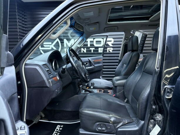 mitsubishi-pajero-diesel-2008-big-25