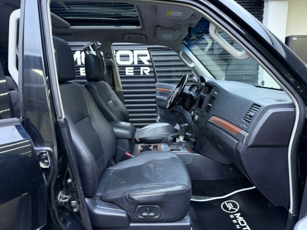 mitsubishi-pajero-diesel-2008-big-26