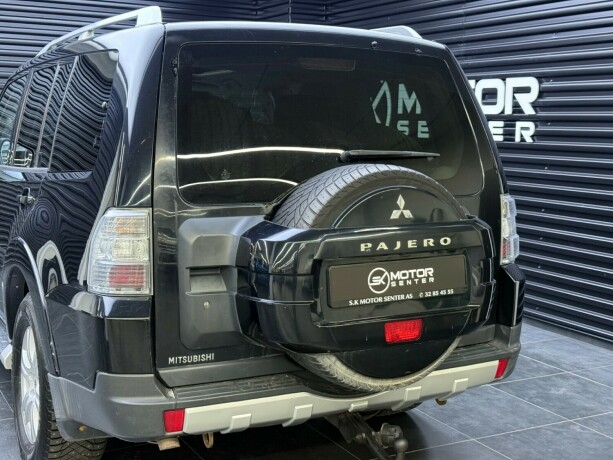 mitsubishi-pajero-diesel-2008-big-5