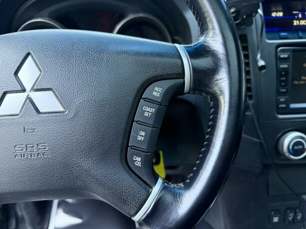 mitsubishi-pajero-diesel-2008-big-13