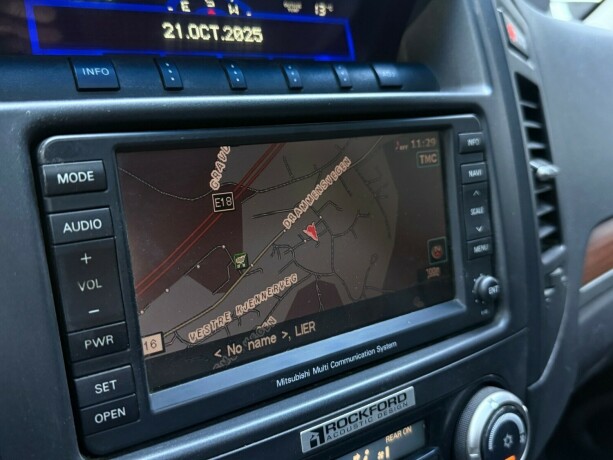 mitsubishi-pajero-diesel-2008-big-17