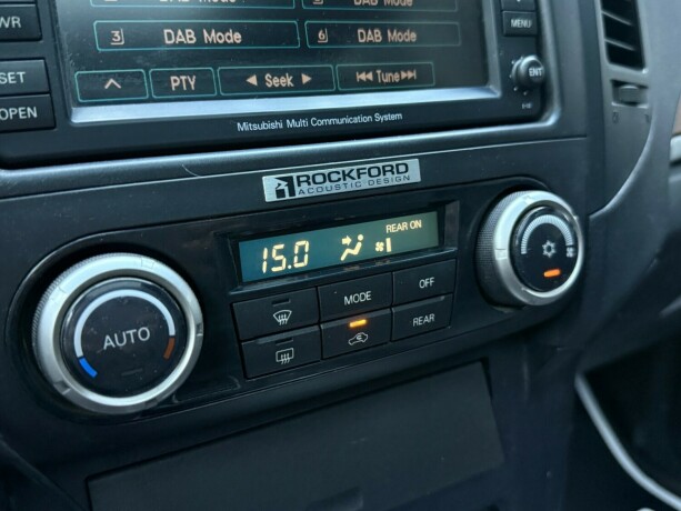 mitsubishi-pajero-diesel-2008-big-20