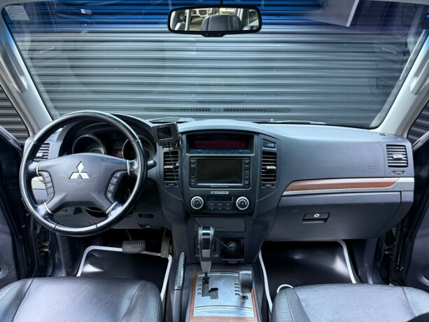 mitsubishi-pajero-diesel-2008-big-8
