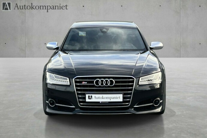 audi-s8-bensin-2016-big-6