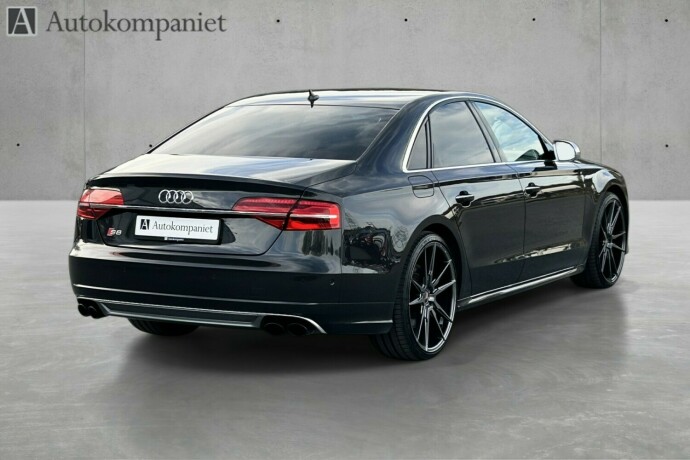 audi-s8-bensin-2016-big-4