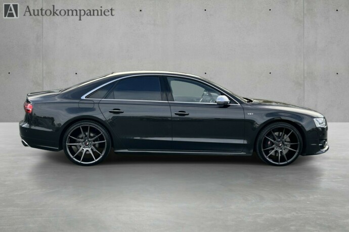 audi-s8-bensin-2016-big-7