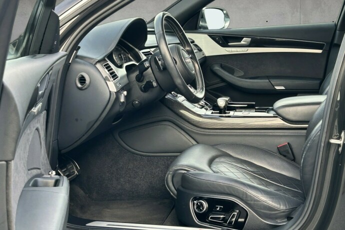 audi-s8-bensin-2016-big-9