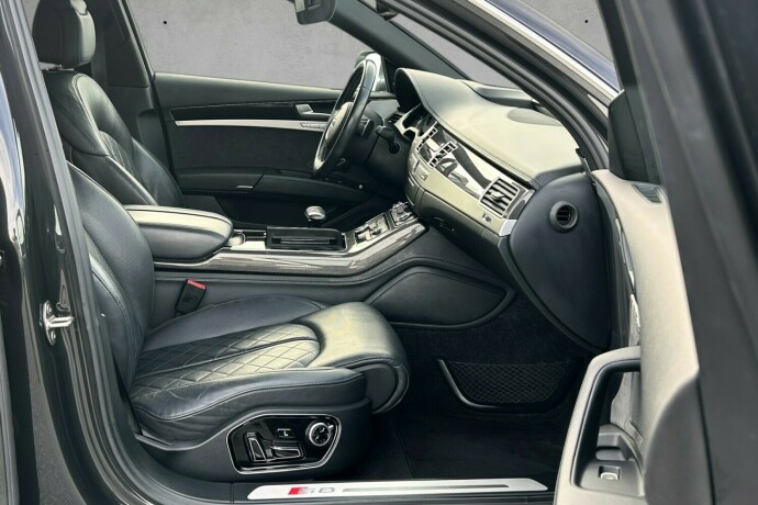 audi-s8-bensin-2016-big-10