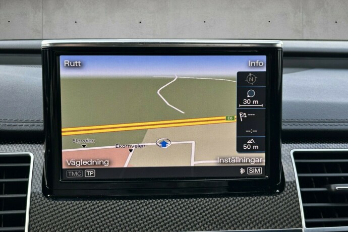 audi-s8-bensin-2016-big-12