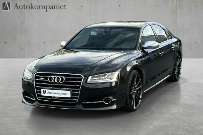 audi-s8-bensin-2016-big-0