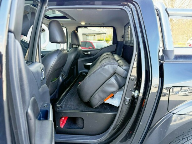 nissan-navara-diesel-2018-big-26