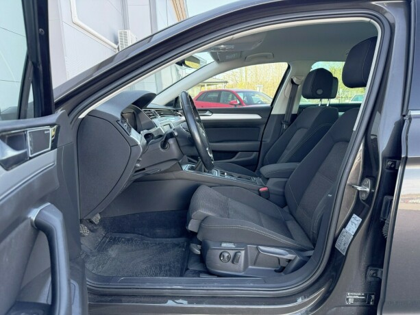 volkswagen-passat-diesel-2017-big-22