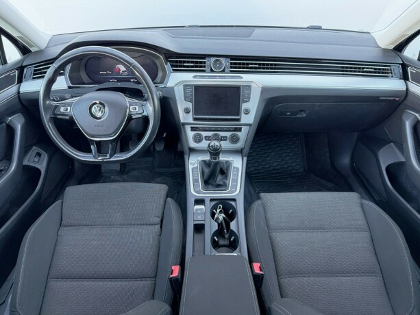 volkswagen-passat-diesel-2017-big-20