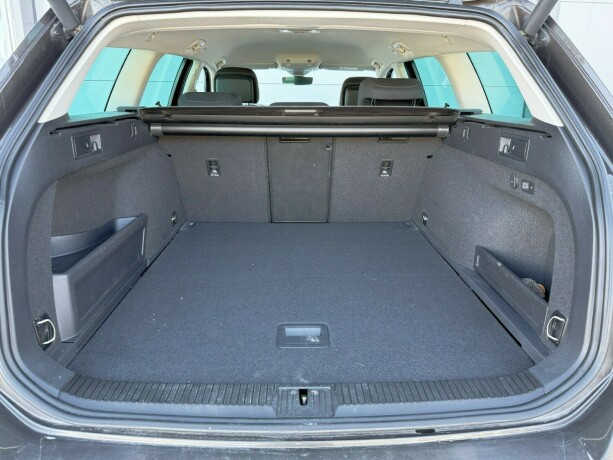 volkswagen-passat-diesel-2017-big-25