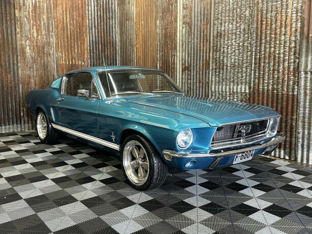 ford-mustang-bensin-1968-big-1