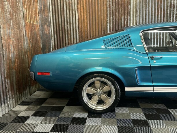 ford-mustang-bensin-1968-big-5