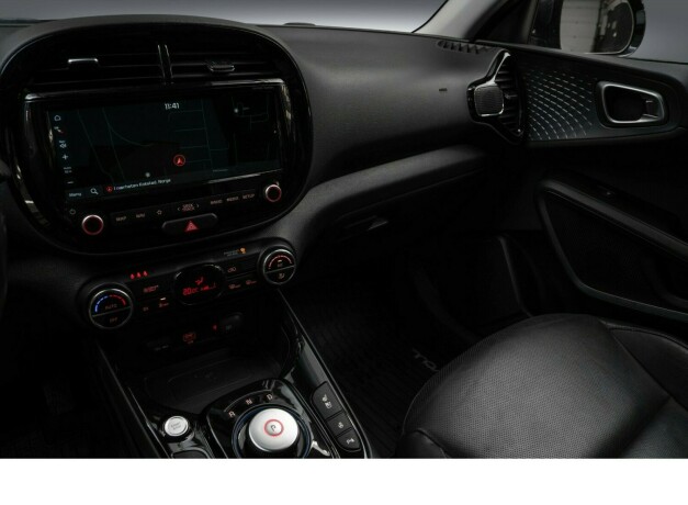 kia-soul-elektrisitet-2022-big-13