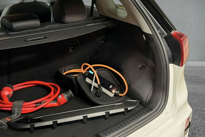kia-niro-plug-in-petrol-2021-big-18