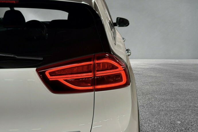 kia-niro-plug-in-petrol-2021-big-9