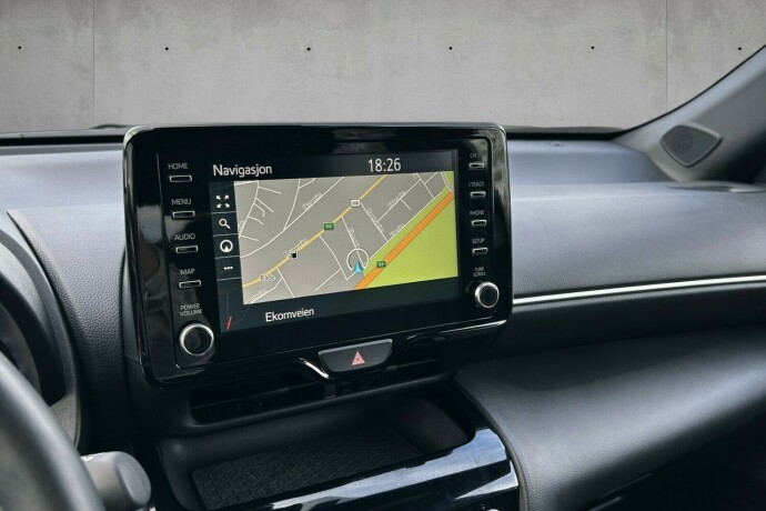 toyota-yaris-cross-elektrisitetbensin-2024-big-11