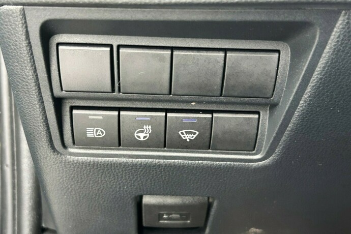toyota-yaris-cross-elektrisitetbensin-2024-big-15