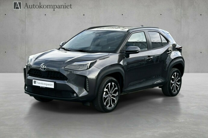 toyota-yaris-cross-elektrisitetbensin-2024-big-0
