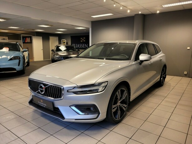 volvo-v60-diesel-2019-big-8