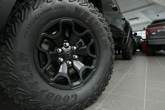 dodge-ram-bensin-2025-big-42