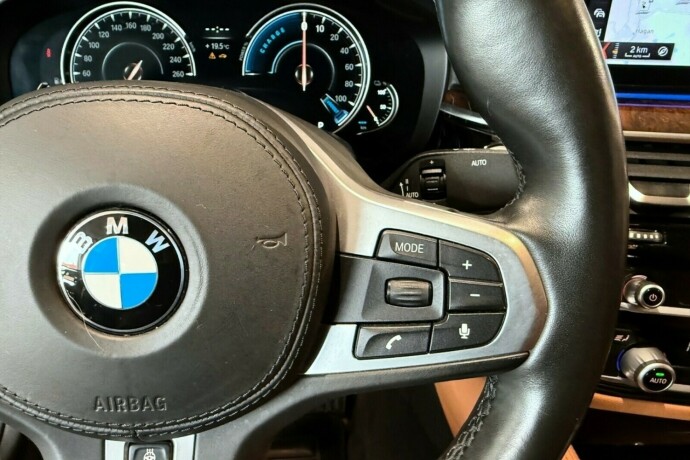 bmw-5-serie-elektrisitetbensin-2017-big-19