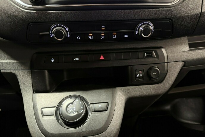 toyota-proace-diesel-2019-big-20